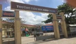 Vụ cô giáo quỳ gối ở Long An: Hiệu trưởng xin từ chức 