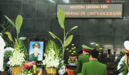 Đồng đội nghẹn ngào tiễn đưa chiến sĩ PCCC hy sinh trên đường đi cứu nạn cứu hộ trên cao tốc Pháp Vân