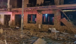 Nổ lớn kinh hoàng trong đêm, nhà hàng 2 tầng bị 'xóa sổ'