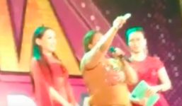 Vụ khán giả 'tố' mất vàng trong sô diễn của Phi Nhung: Công an vào cuộc 