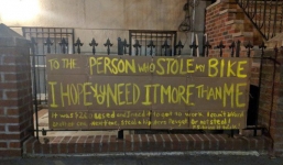 Câu chuyện bất ngờ đằng sau chiếc xe đạp bị đánh cắp: Hóa ra lòng tốt vẫn còn đây!