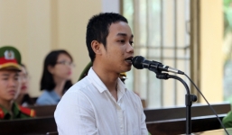 Gã chồng mất nhân tính tẩm xăng đốt vợ vì bị nhắc hát nhỏ cho con ngủ