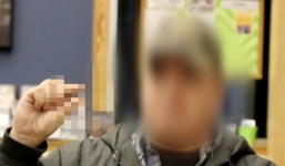 'Nhà du hành thời gian' đưa thức ăn từ năm 2200 làm bằng chứng, khẳng định con người sống tới 200 tuổi