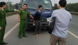 Ném vỡ kính xe tải trên đại lộ Thăng Long rồi bỏ chạy