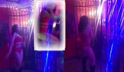 Quán trà sữa bán bóng cười, thuê nữ vũ công nội y bị phạt 4,5 triệu đồng