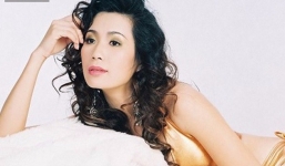 Nhan sắc gợi cảm của nữ hoàng bikini đầu tiên trong showbiz Việt