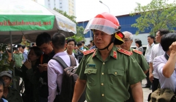 Thứ trưởng Công an tới hiện trường vụ cháy chung cư khiến 13 người tử vong
