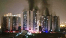 Nhìn lại toàn bộ diễn biến và những câu chuyện ám ảnh trong vụ cháy kinh hoàng ở chung cư Carina khiến 14 người thiệt mạng