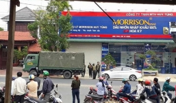 Vụ nổ súng bắn chết người trong quán bida: Khám xét nhà 1 nghi can