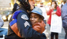 4 năm sau bức ảnh chấn động nước Mỹ, tai họa đã ập đến với cậu bé da màu và gia đình khiến nhiều người đau xót