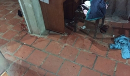 Bực mình vì con gái không nghe lời, cha đẻ vác dao chém bé gái trọng thương