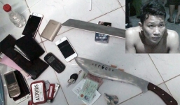 Nhân viên quán bar bắt cóc người đòi tiền chuộc