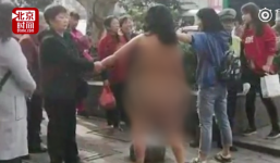 Bị phát hiện trộm cắp ở bến xe, nữ quái bất ngờ lột sạch quần áo để chạy thoát thân nhưng bất thành