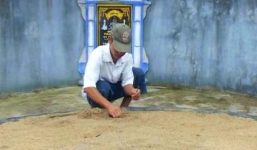 Hơn 20 ngôi mộ ở Huế bị đào phá tan tành, trấn yểm xung quanh