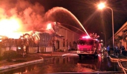 Đang cháy lớn dữ dội tại khu công nghiệp ở Quảng Ninh