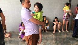 Ngày báo cháy 2 lần, thai phụ khóc nức nở bế con nhỏ chạy bộ từ tầng 20 xuống tầng 1