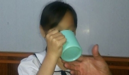Gia đình giáo viên phạt học sinh súc miệng nước giẻ lau: 'Hãy cho con tôi cơ hội sửa sai'