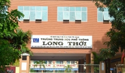 Cô giáo im lặng không giảng bài suốt 1 học kỳ: Tôi là một người sống rất trách nhiệm, sống đúng đắn