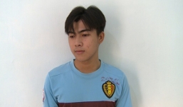 Nam sinh lớp 11 đâm bạn tử vong sau trận đá bóng