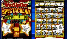 Vứt vé số vào thùng rác, cặp đôi suýt mất 45 tỉ đồng tiền thưởng