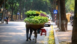 Dự báo thời tiết 10/4: Hà Nội chuẩn bị nóng rát 34 độ 