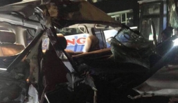 Mô tô va chạm với xe cứu thương, 3 người tử vong và 3 người nguy kịch