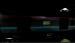 Video: Mất đầu máy, tàu hỏa chạy ngược 12 km khiến hành khách hoảng loạn