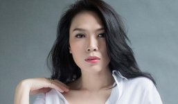 'Dở khóc dở cười' khi ca sĩ lại quên chính lời hit của mình: Người chế hẳn lời mới, người cười trừ xin hát lại