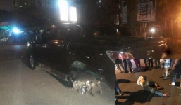 Nóng: Bắt khẩn cấp lái xe ô tô kéo lê người và xe máy dưới gầm ở Hà Nội