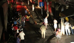 Rúng động: Bé trai 8 tuổi bị người lạ chém tử vong khi đang trông em tại nhà