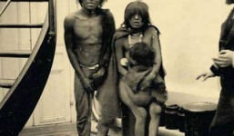 Dù bạn tin hay không, một phần nhân loại từng bị bắt nhốt và đem trưng bày trong các 'vườn thú người'