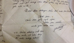 Tìm được thư tình của bố mẹ hơn 20 năm trước, con gái ngỡ ngàng với nội dung bên trong