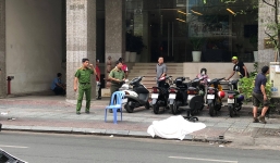 Người đàn ông ngoại quốc nhảy lầu tự tử ở khách sạn Sài Gòn