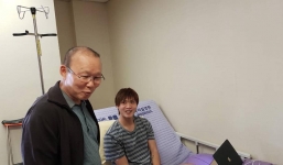 HLV Park Hang Seo tới thăm Tuấn Anh sau ca phẫu thuật ở Hàn Quốc