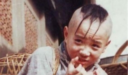 Cuộc đời đáng thương của diễn viên nhí thủ vai Tam Mao năm nào: Sự nghiệp lận đận hơn 2 thập kỷ vẫn không ai biết tới, từng mắc bệnh lạ phải bỏ nghề diễn