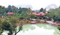 Lãnh đạo huyện Vân Đồn nói gì vụ 'biệt phủ' trái phép trên đất vàng?