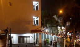 Một phụ nữ vào trường ĐH Công nghiệp tự tử