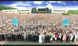 Cựu thành viên Hội Thánh Đức Chúa Trời vạch tội tổ chức bắt cả trẻ sơ sinh nhịn ăn