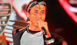 Giữa ồn ào gạ tình học trò, Phạm Anh Khoa vẫn xuất hiện trực tiếp trên sóng VTV