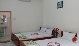 Nghỉ lễ 30/4 - 1/5: Nhà nghỉ, khách sạn đồng loạt tăng giá nhưng vẫn 'cháy' phòng, vé xe khách khan hiếm