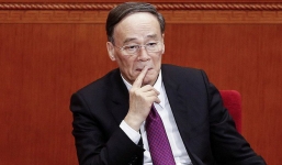 Cựu 'trùm đả hổ' Trung Quốc đối mặt kỳ phùng địch thủ vì nước cờ của Tổng thống Trump