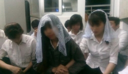 Môn đồ của “Hội thánh Đức Chúa Trời”: Nhìn bố mẹ, bàn thờ tổ tiên cứ có cảm giác đó là ma quỷ