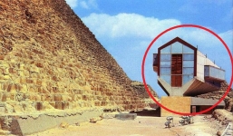 Con tàu 4000 năm tuổi chạy bằng năng lượng Mặt trời được chôn sâu dưới chân kim tự tháp Giza