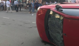 Thiếu niên 17 tuổi lái ô tô gây 2 tai nạn trên đường ở Sài Gòn