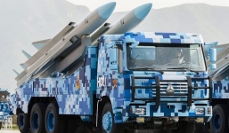 Trung Quốc bị tố triển khai tên lửa hành trình tới Trường Sa