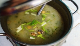 Nghi án vợ hờ đầu độc nồi cháo khiến 3 người trong gia đình nguy kịch