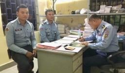 Nhận hối lộ của biker Việt, hai cảnh sát giao thông Campuchia có nguy cơ bị đuổi khỏi ngành