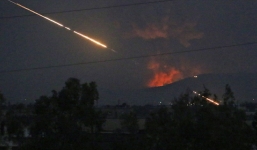 Đáp trả đe dọa từ Israel, Iran tuyên bố 100.000 tên lửa sẵn sàng bay: Chiến tranh cận kề?