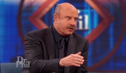 Cô gái 15 tuổi bức xúc vì bị mẹ cắt tiền tiêu vặt trăm triệu và lý do đằng sau lối sống xa hoa của cô khiến ai cũng xúc động