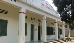 Bé gái 3 tuổi nghi tử vong sau khi được tiêm tại nhà